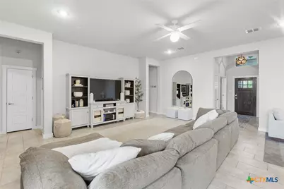 823 Dreisam, New Braunfels, TX 78130 - Photo 6