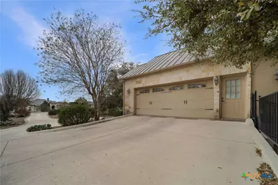1174 Sapling Spring, New Braunfels, TX 78132 - Photo 36