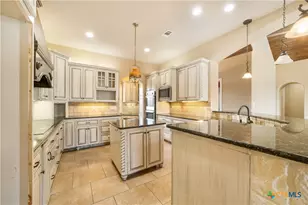 1174 Sapling Spg, New Braunfels, TX 78132 - Photo 12