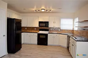 2105 Merle Dr, Copperas Cove, TX 76522 - Photo 10