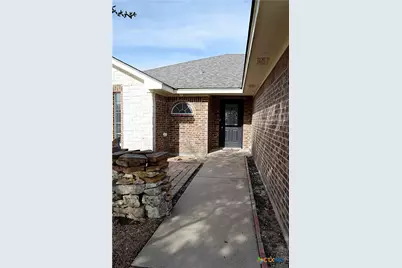 2105 Merle Drive, Copperas Cove, TX 76522 - Photo 2
