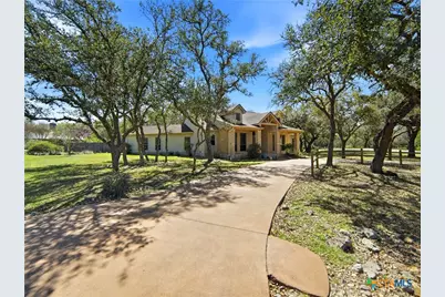 121 Delaney Rae, New Braunfels, TX 78132 - Photo 4