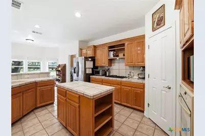 121 Delaney Rae, New Braunfels, TX 78132 - Photo 12