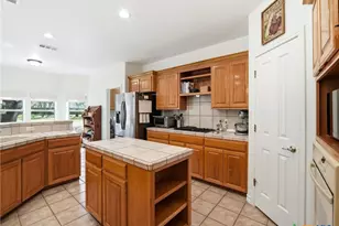 121 Delaney Rae, New Braunfels, TX 78132 - Photo 12