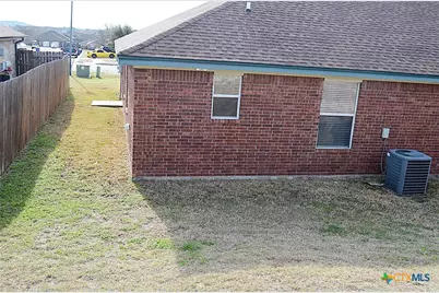 305 Bermuda #B, Copperas Cove, TX 76522 - Photo 26