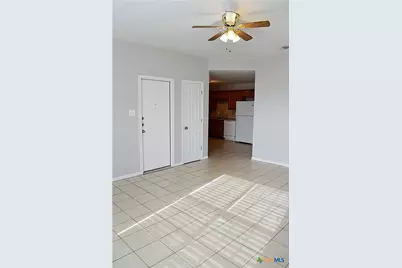 305 Bermuda #B, Copperas Cove, TX 76522 - Photo 4