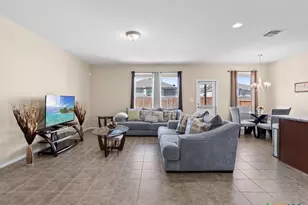 2818 Ridge Berry Rd, New Braunfels, TX 78130 - Photo 6