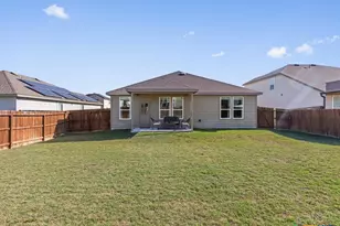 2818 Ridge Berry Rd, New Braunfels, TX 78130 - Photo 32