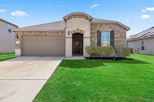 2818 Ridge Berry Rd, New Braunfels, TX 78130 - Photo 2