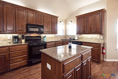 1419 Loving Trail, Belton, TX 76513 - Photo 12