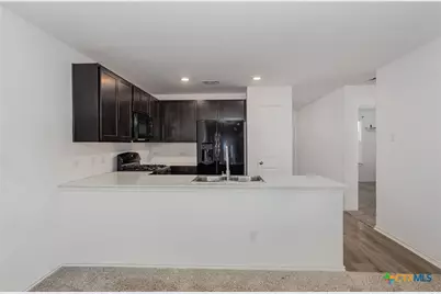 350 Gypsum Valley, San Marcos, TX 78666 - Photo 8