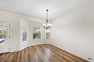 316 Sparrow, New Braunfels, TX 78130 - Photo 14