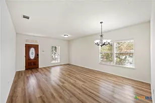 316 Sparrow, New Braunfels, TX 78130 - Photo 6