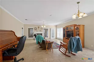 123 E Harbor Dr, Port Lavaca, TX 77979 - Photo 12