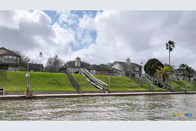 123 E Harbor Drive, Port Lavaca, TX 77979 - Photo 6