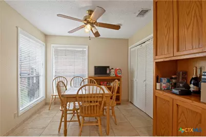 123 E Harbor Drive, Port Lavaca, TX 77979 - Photo 18