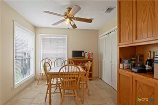 123 E Harbor Dr, Port Lavaca, TX 77979 - Photo 18