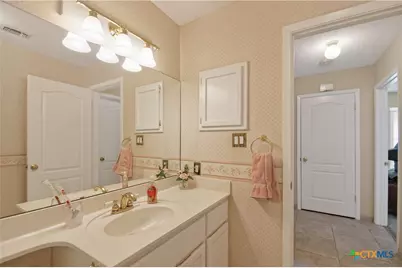 123 E Harbor Drive, Port Lavaca, TX 77979 - Photo 36