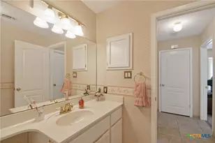 123 E Harbor Dr, Port Lavaca, TX 77979 - Photo 36