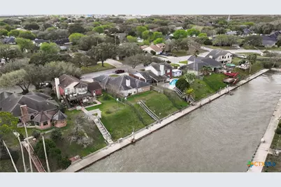 123 E Harbor Drive, Port Lavaca, TX 77979 - Photo 4