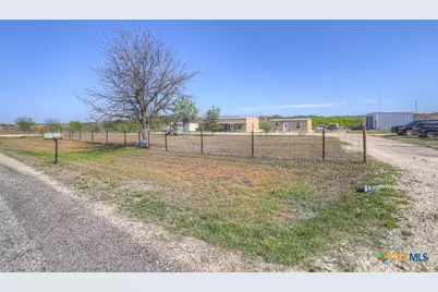 2151 Old Lehmann Road, Seguin, TX 78155 - Photo 12