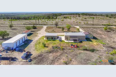 2151 Old Lehmann Road, Seguin, TX 78155 - Photo 46