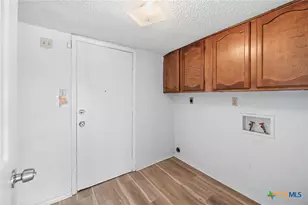 6102 Woodmoor St, San Antonio, TX 78249 - Photo 16