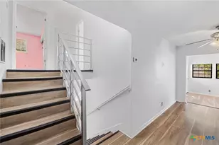 6102 Woodmoor St, San Antonio, TX 78249 - Photo 18