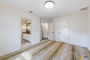 21749 Forest Waters Cir, Garden Ridge, TX 78266 - Photo 22