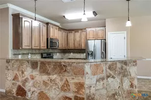 2001 Silver Spur, Belton, TX 76513 - Photo 4