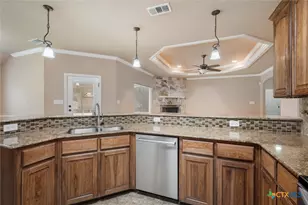 2001 Silver Spur, Belton, TX 76513 - Photo 6