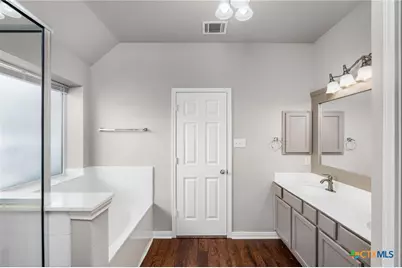 954 River Terrace, New Braunfels, TX 78130 - Photo 34