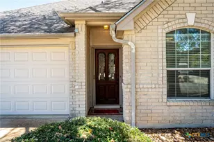 954 River Terrace, New Braunfels, TX 78130 - Photo 4