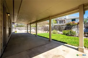 954 River Terrace, New Braunfels, TX 78130 - Photo 6