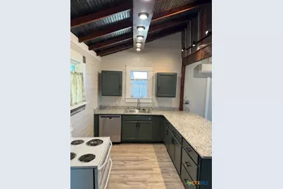 7830 Barbarossa Road, New Braunfels, TX 78130 - Photo 6