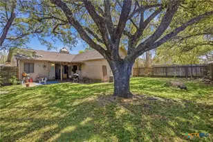 109 Queenswood Trail, Victoria, TX 77901 - Photo 14