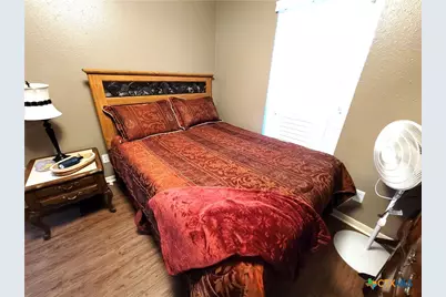 109 Queenswood Trail, Victoria, TX 77901 - Photo 6