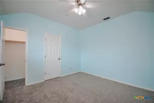 515 Bridle Ln, Victoria, TX 77904 - Photo 16