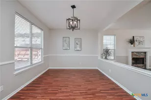 515 Bridle Ln, Victoria, TX 77904 - Photo 6