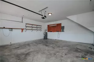 515 Bridle Ln, Victoria, TX 77904 - Photo 32