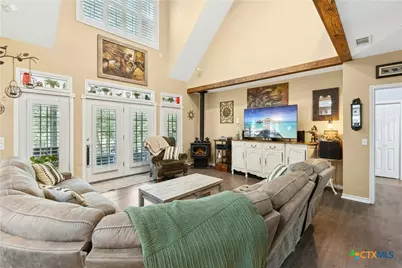 412 Woody Hollow Road, Luling, TX 78648 - Photo 8