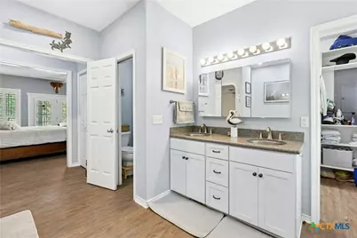 412 Woody Hollow Road, Luling, TX 78648 - Photo 12