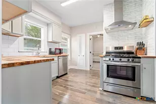 1309 N 2nd St, Temple, TX 76501 - Photo 8