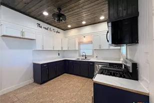 1206 Alcalde De La Bahia, Goliad, TX 77963 - Photo 16