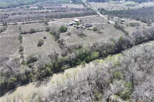 1206 Alcalde De La Bahia, Goliad, TX 77963 - Photo 36