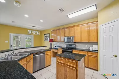 113 E Running Wolf Trail, Harker Heights, TX 76548 - Photo 10
