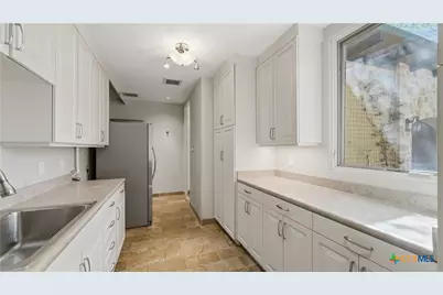 930 Lakeview Trail, Mcqueeney, TX 78123 - Photo 22