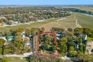 930 Lakeview Trail, Mcqueeney, TX 78123 - Photo 8