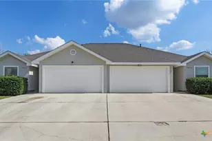 3021/3023 Douglas Fir Dr, New Braunfels, TX 78130 - Photo 2