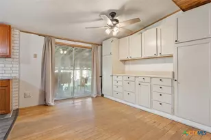 927 Alamo Rd, Cameron, TX 76520 - Photo 16